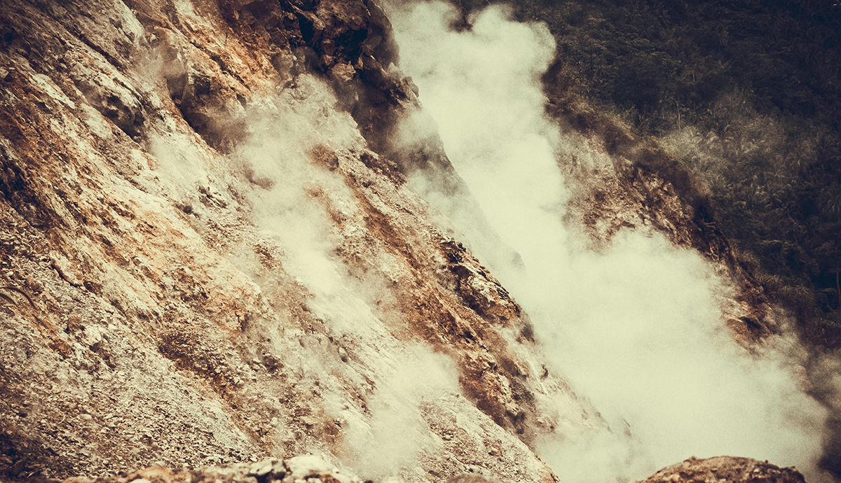 Header Graphic: Cust blowing aff a bluff | Image Credit: Randy Santillan via Pexels