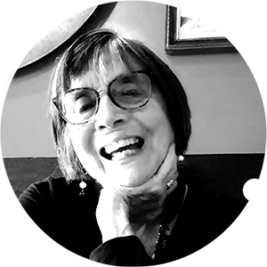 Joyce Goldenstern Headshot