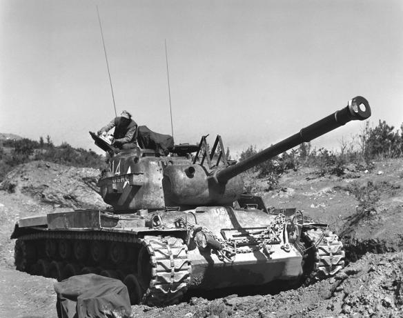 1024px-Marines-tank-Korea-19530705