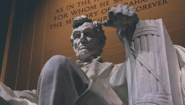 Fixed HeaderGraphic Abraham Lincoln Memorial