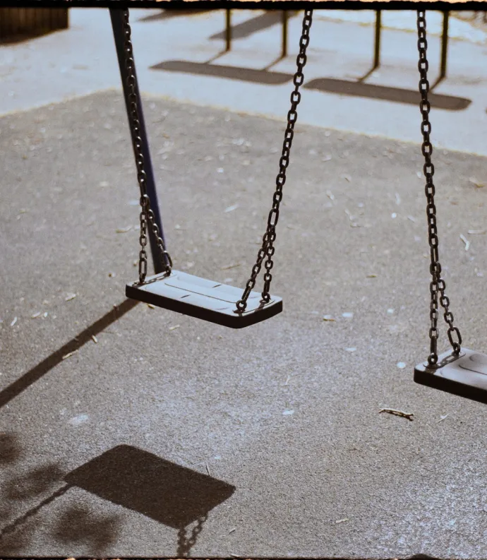 swings on kodak portra 400 by CJ for Unsplash+
