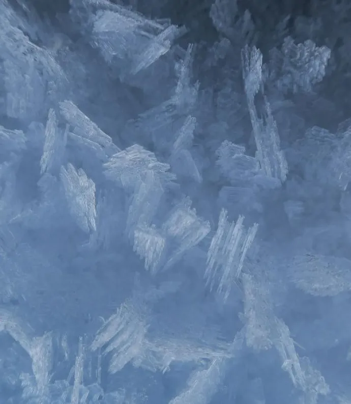 Image of frost, mostly blue